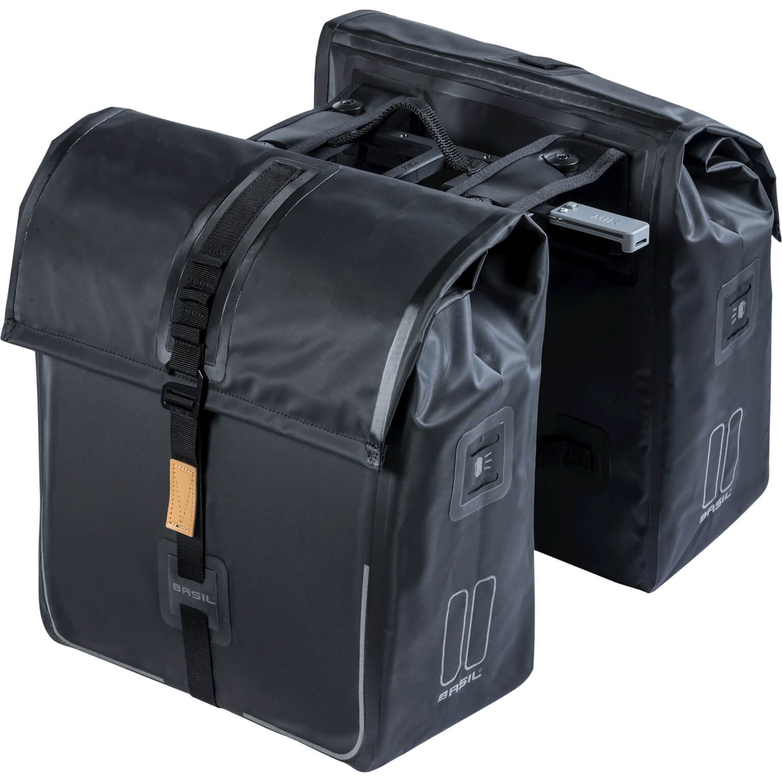 Basil Dubbele Fietstas Urban Dry Mik Black basil kopen in de aanbieding Basil Dubbele Fietstas Urban Dry Mik Black basil kopen in de aanbieding